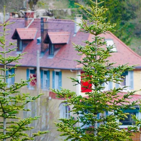 O Caprice Du Guiers Hotel 2*